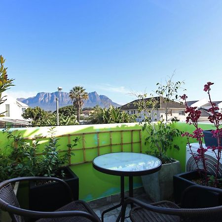Camdene Guesthouse Cape Town Exterior photo